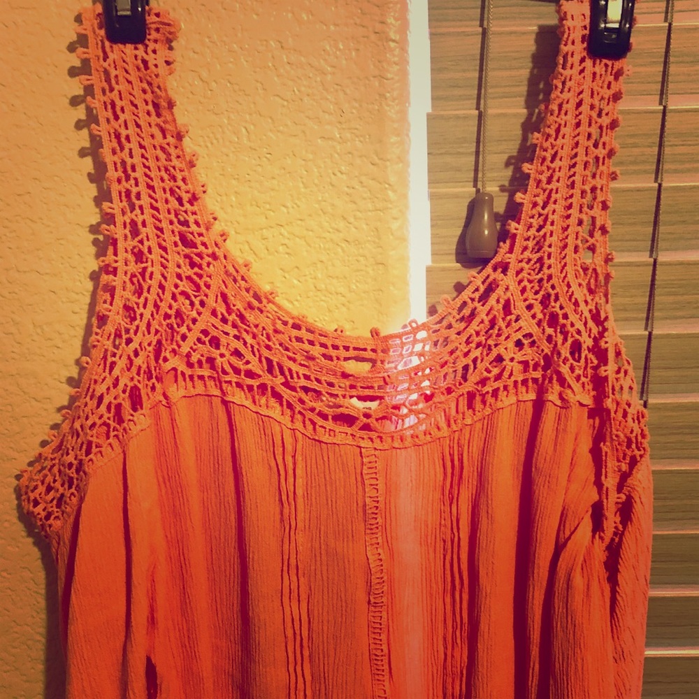 Open shoulder top
